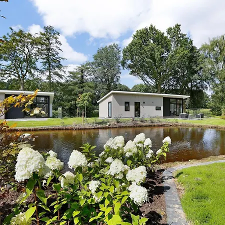 De Lochemse Berg Kompleks wypoczynkowy *